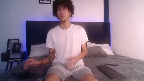 Snapshot of lukeaaron_ chatting on 3, 12, 2024 Luke online show from 3, 12, 2024