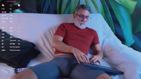 Luke Crews online show from 6, 3, 2026