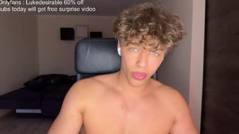 Snapshot of lukedesirable chatting on 15, 5, 2026 lukedesirable online show from 15, 5, 2026