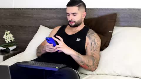 Lukhas f4f online show from 21, 11, 2025