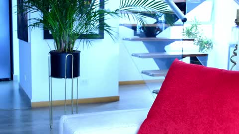 Lukhas f4f online show from 6, 4, 2026