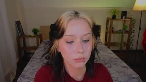 Snapshot of lullypopa chatting on 16, 4, 2026 lullypopa online show from 16, 4, 2026