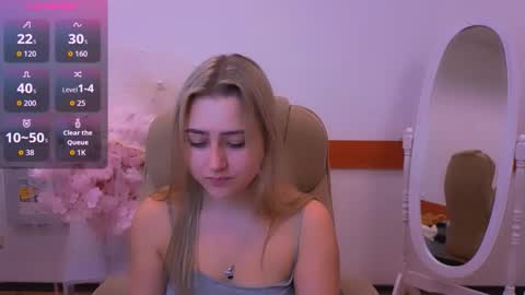 Lily online show from 4, 11, 2025