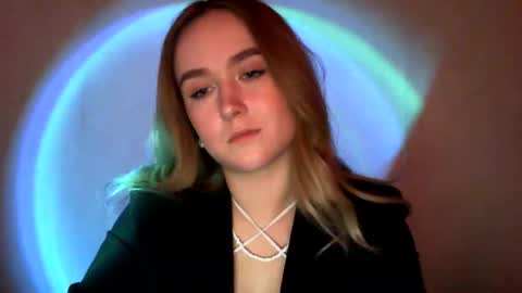 Lulu Baby18 online show from 5, 2, 2025