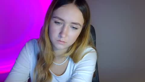 Lulu Baby18 online show from 21, 11, 2025