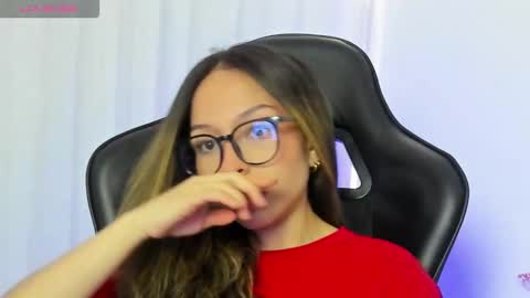 luluuberry online show from 17, 12, 2025