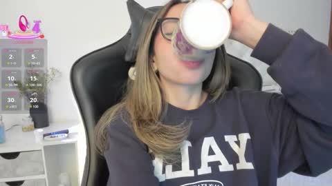Snapshot of luluuberry chatting on 16, 3, 2026 luluuberry online show from 16, 3, 2026