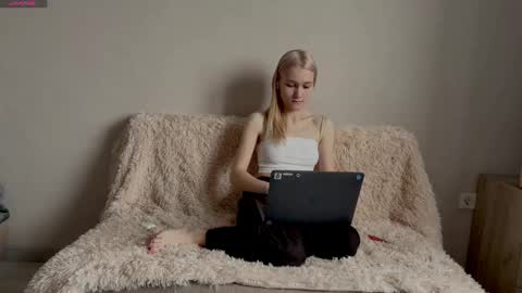 lumpyamsonia online show from 27, 11, 2025