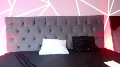 luna1126 online show from 5, 4, 2026