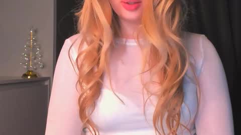 luna1vibe online show from 10, 1, 2026