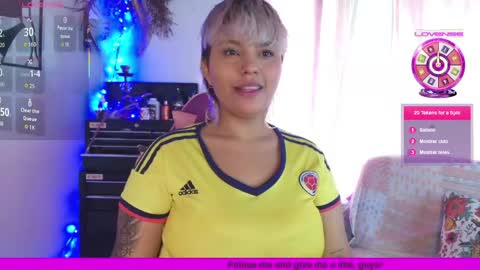 Snapshot of luna__cute chatting on 25, 4, 2026 Luna online show from 25, 4, 2026