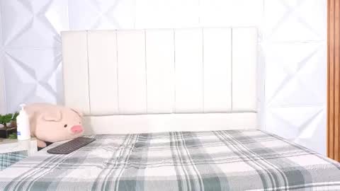 LUNA GRACE online show from 5, 11, 2025