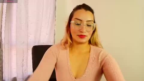 luna__velvet online show from 17, 7, 2026