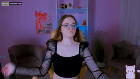 Snapshot of luna_berryy chatting on 28, 12, 2024 luna_berryy online show from 28, 12, 2024