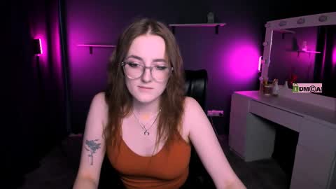 Snapshot of luna_berryy chatting on 7, 3, 2025 luna_berryy online show from 7, 3, 2025