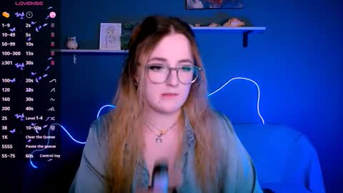 Snapshot of luna_berryy chatting on 11, 10, 2025 luna_berryy online show from 11, 10, 2025
