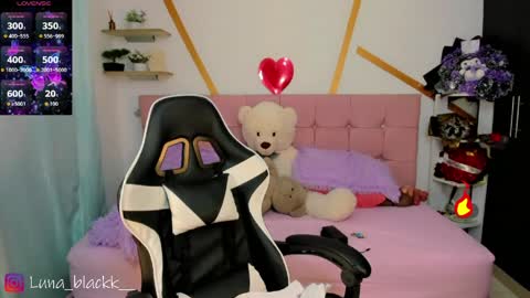 Snapshot of luna_blackk_ chatting on 26, 4, 2026 Luna online show from 26, 4, 2026