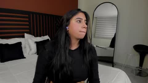 luna_cute14 online show from 16, 5, 2026