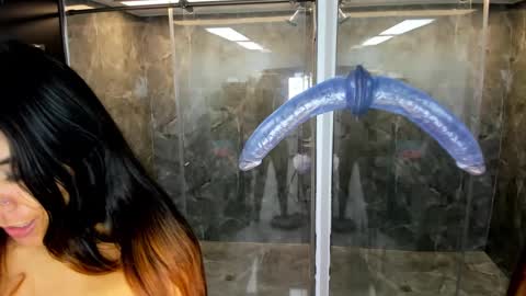 luna  online show from 15, 2, 2025