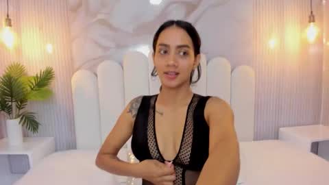 luna_hot_ass online show from 27, 11, 2025