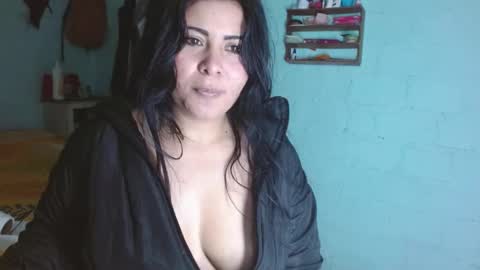 Snapshot of luna_india chatting on 14, 2, 2025 luna_india online show from 14, 2, 2025