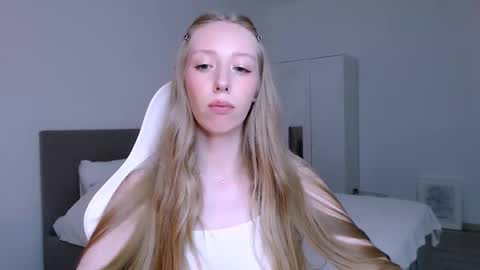 Luna online show from 5, 2, 2026