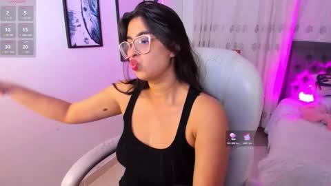 Luna online show from 23, 2, 2026