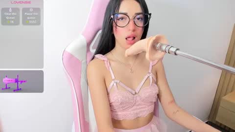 Snapshot of luna_kiss18 chatting on 11, 3, 2025 luna_kiss18 online show from 11, 3, 2025