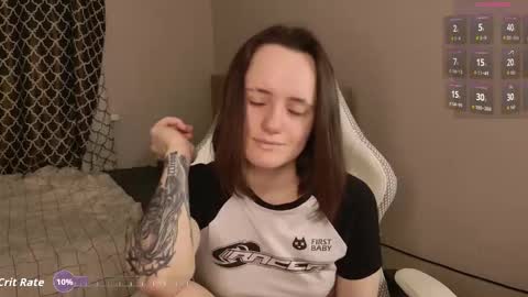 luna_loveeee online show from 18, 12, 2025