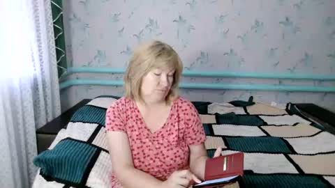 luna_lure11 online show from 2, 7, 2026