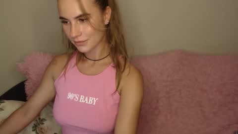 Snapshot of luna_moon77 chatting on 9, 9, 2025 Luna online show from 9, 9, 2025