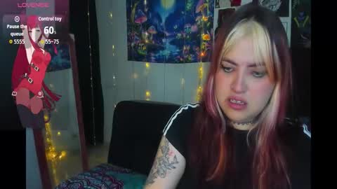 MISS LUNA  online show from 20, 10, 2025