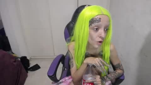 Snapshot of luna_rosita chatting on 27, 12, 2024 Luna online show from 27, 12, 2024