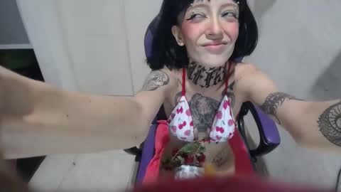 Snapshot of luna_rosita chatting on 28, 1, 2025 Luna online show from 28, 1, 2025