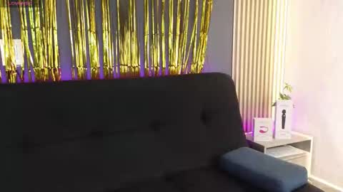 luna_sophya online show from 25, 9, 2025