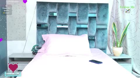 luna_sophya online show from 14, 10, 2025