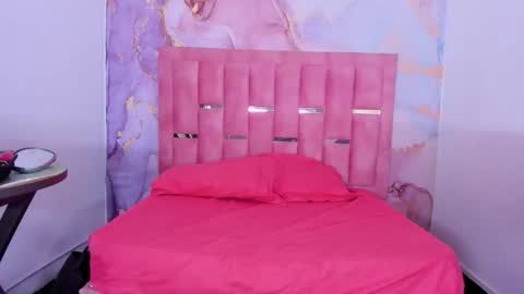 Luna  online show from 21, 1, 2025