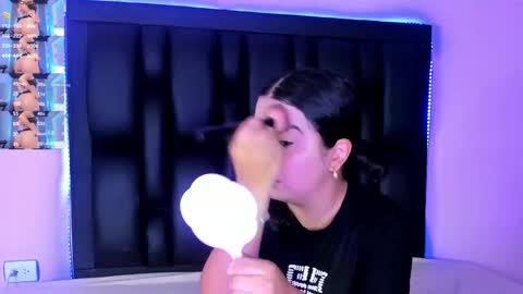 Luna  online show from 5, 11, 2025