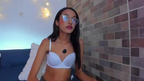 luna_valen online show from 16, 12, 2025