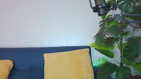 Snapshot of luna_valen chatting on 28, 5, 2026 luna_valen online show from 28, 5, 2026