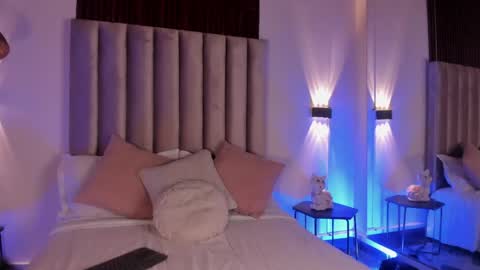 Snapshot of lunaa_moonn chatting on 14, 5, 2026 lunaa_moonn online show from 14, 5, 2026