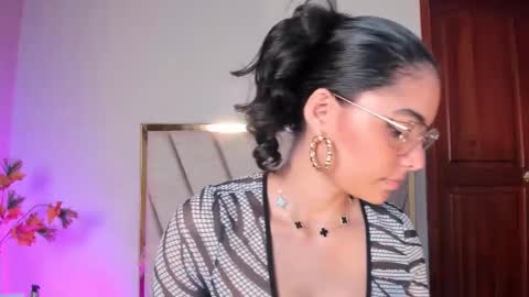 Snapshot of lunaaspen chatting on 3, 2, 2026 Luna Aspen online show from 3, 2, 2026