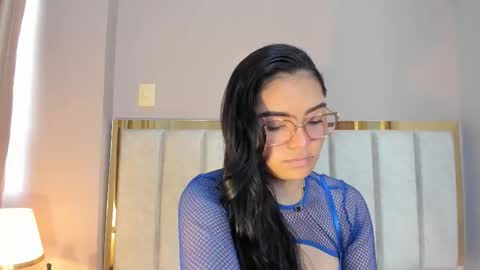 Snapshot of lunaaspen chatting on 4, 3, 2026 Luna Aspen online show from 4, 3, 2026