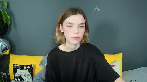 Snapshot of lunaastar_ chatting on 11, 12, 2024 lunaastar_ online show from 11, 12, 2024