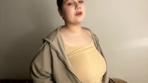 Luna online show from 12, 2, 2026