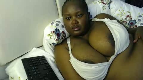 lunabloom01 online show from 1, 2, 2026