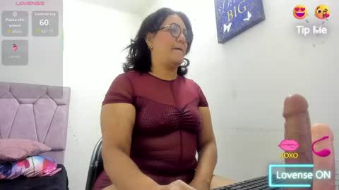 Snapshot of lunabrillante1972 chatting on 15, 6, 2026 lunabrillante1972 online show from 15, 6, 2026