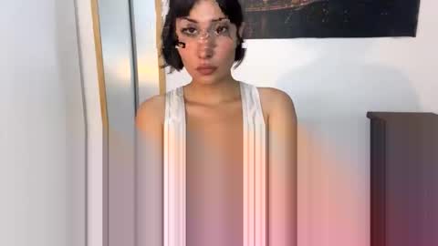 Snapshot of lunafox07 chatting on 27, 2, 2025 lunafox07 online show from 27, 2, 2025