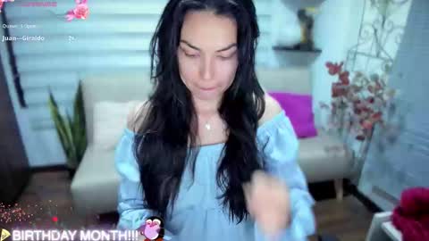 Luna online show from 13, 11, 2025