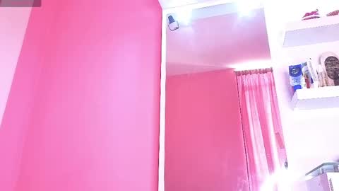 Snapshot of lunagudis chatting on 19, 5, 2026 lunagudis online show from 19, 5, 2026
